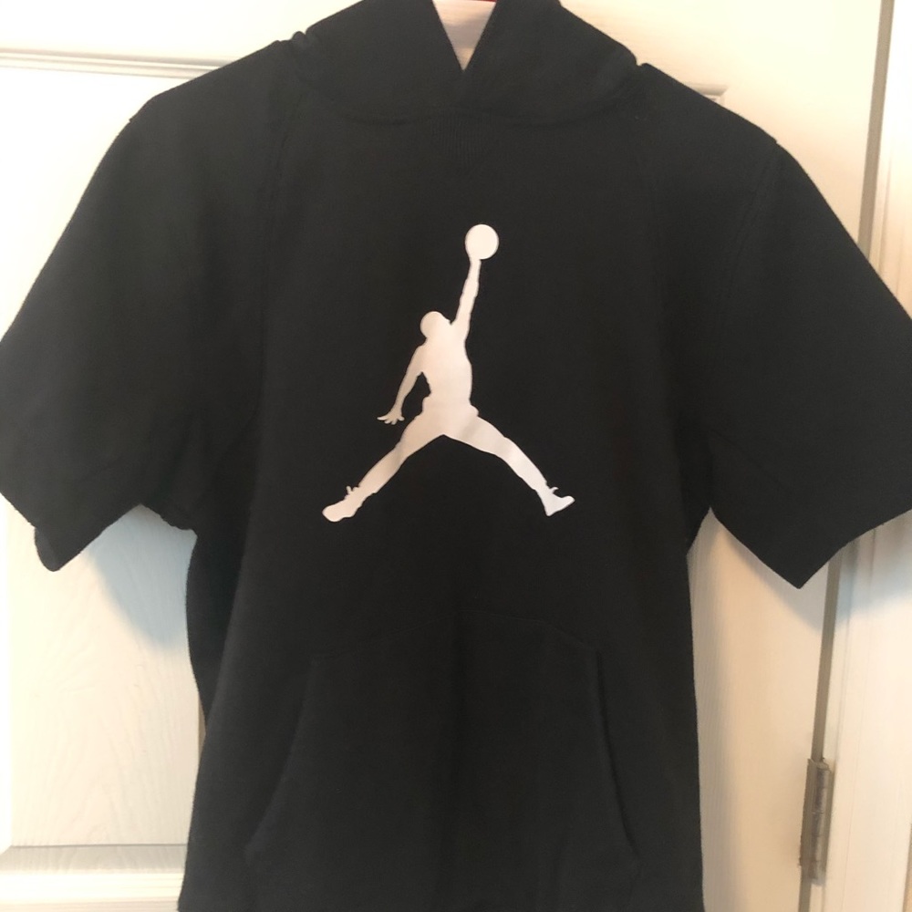 Jordan short sleeve sweatshirt